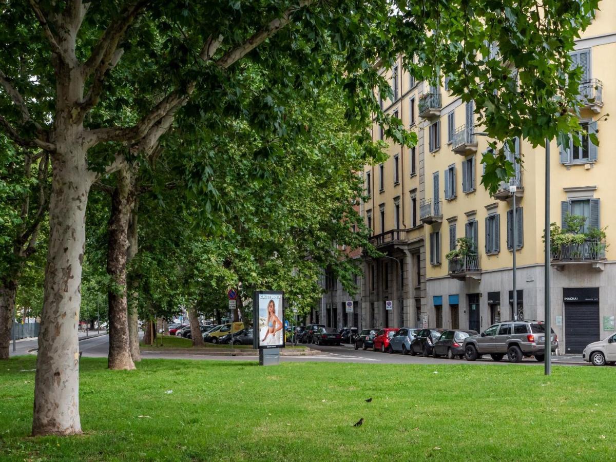 The Rent - Bright One Bedroom With Balcony In Moscova Apartment Milan
