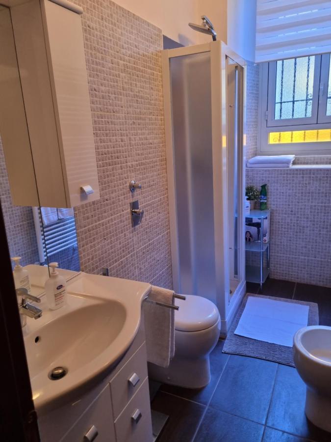 Arena Suite All Comforts - With Free Parking Garage Per Qualified Rate - Con Parcheggio Incluso Per Le Tariffe Qualificanti - Metro Verde Greenline Moscova Milan
