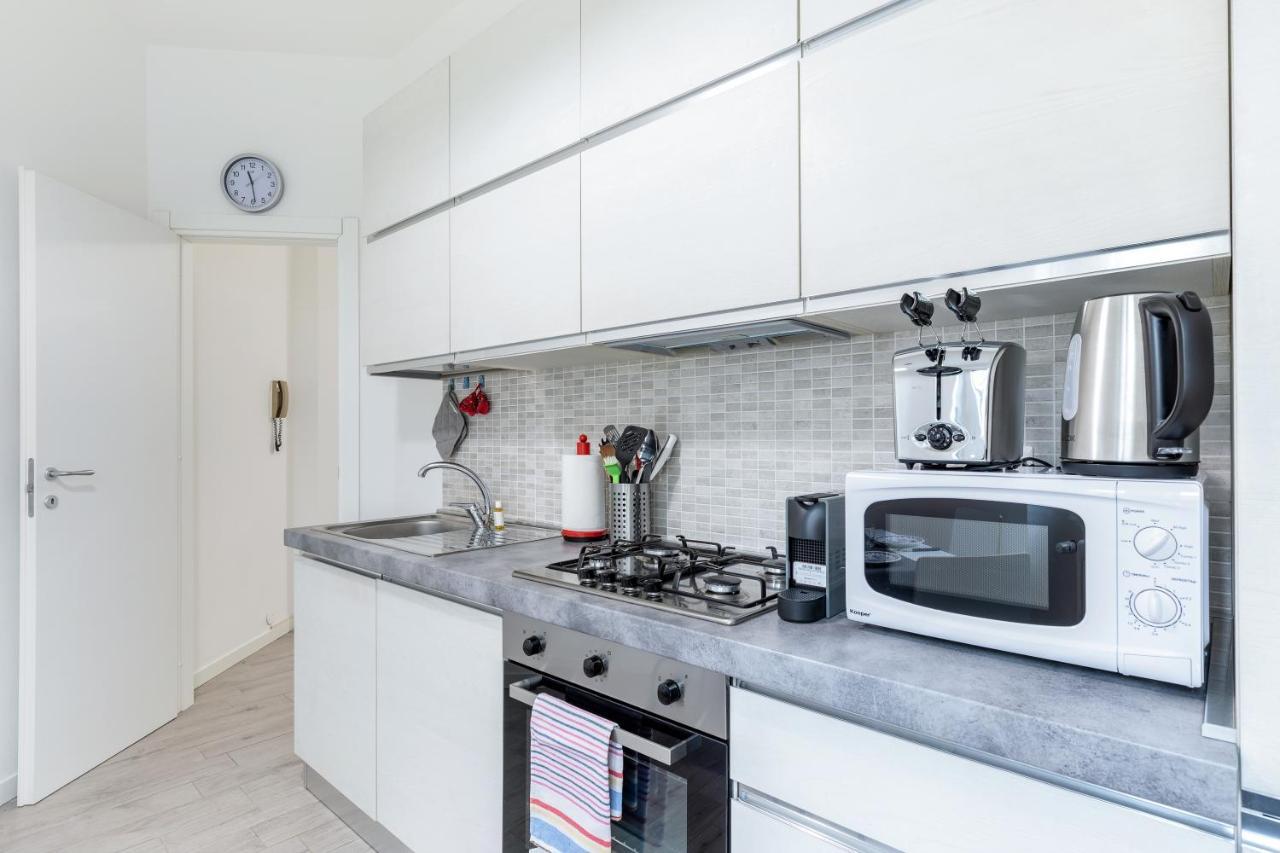 Apartment Piazza De Angeli M1 Comfortable Flat With Balcony