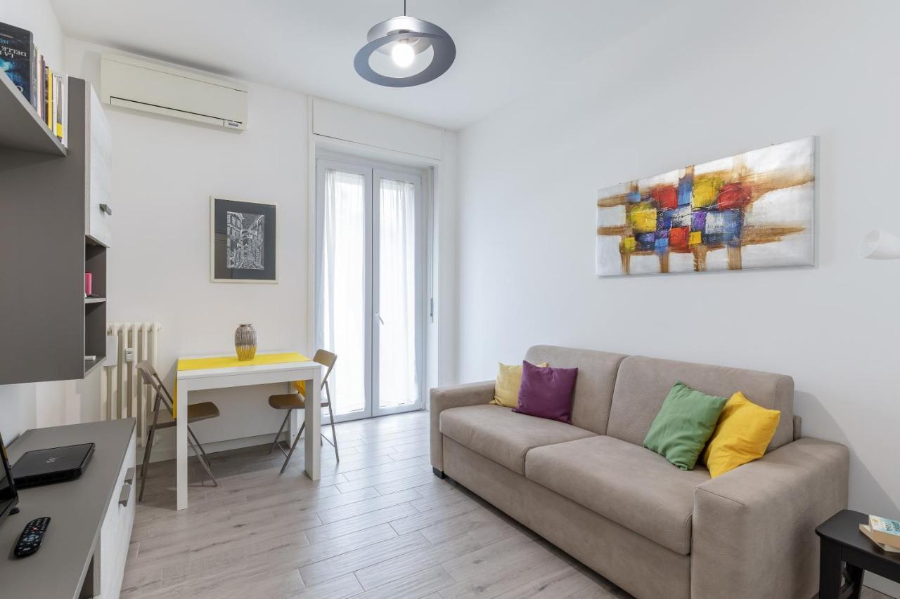 Piazza De Angeli M1 Comfortable Flat With Balcony * Milan