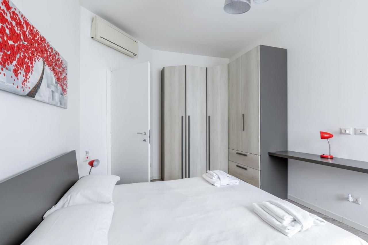 Piazza De Angeli M1 Comfortable Flat With Balcony Milan