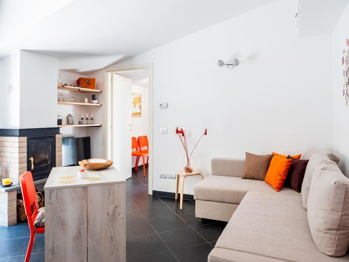 The Best Rent - Cozy Attic With Balcony In Nolo District Apartment