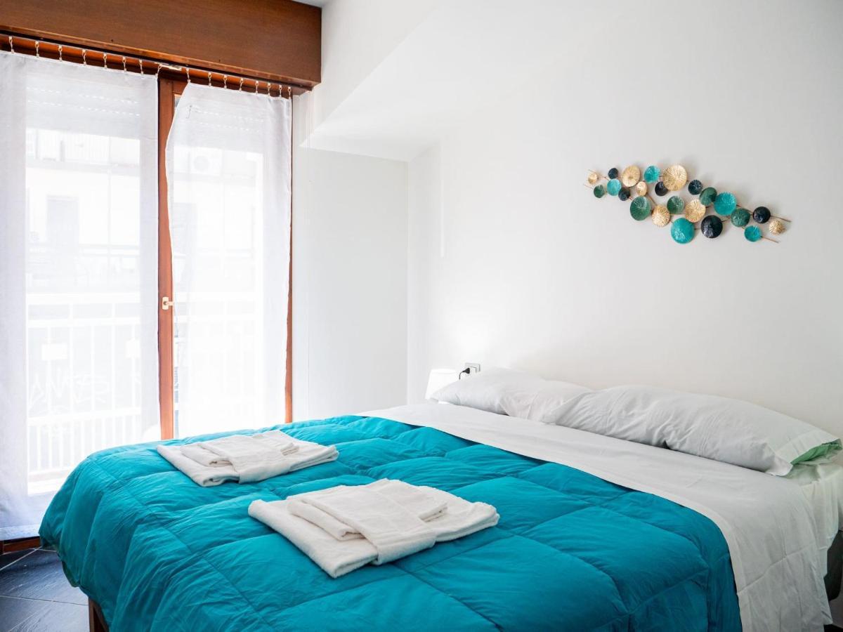 The Best Rent - Cozy Attic With Balcony In Nolo District Apartment *