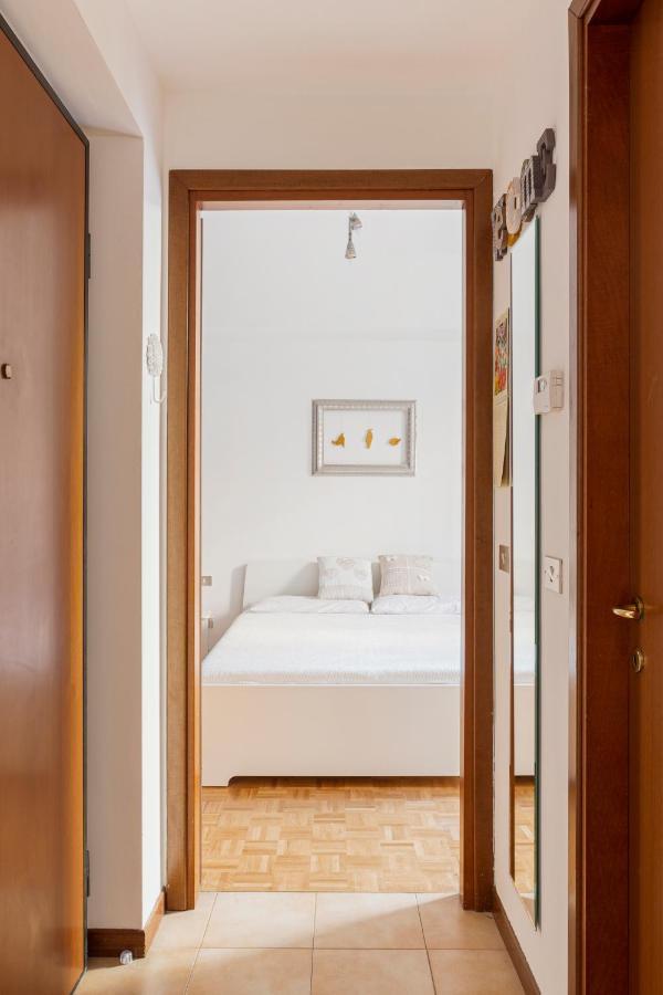 Comfy In Corso Apartment Milan
