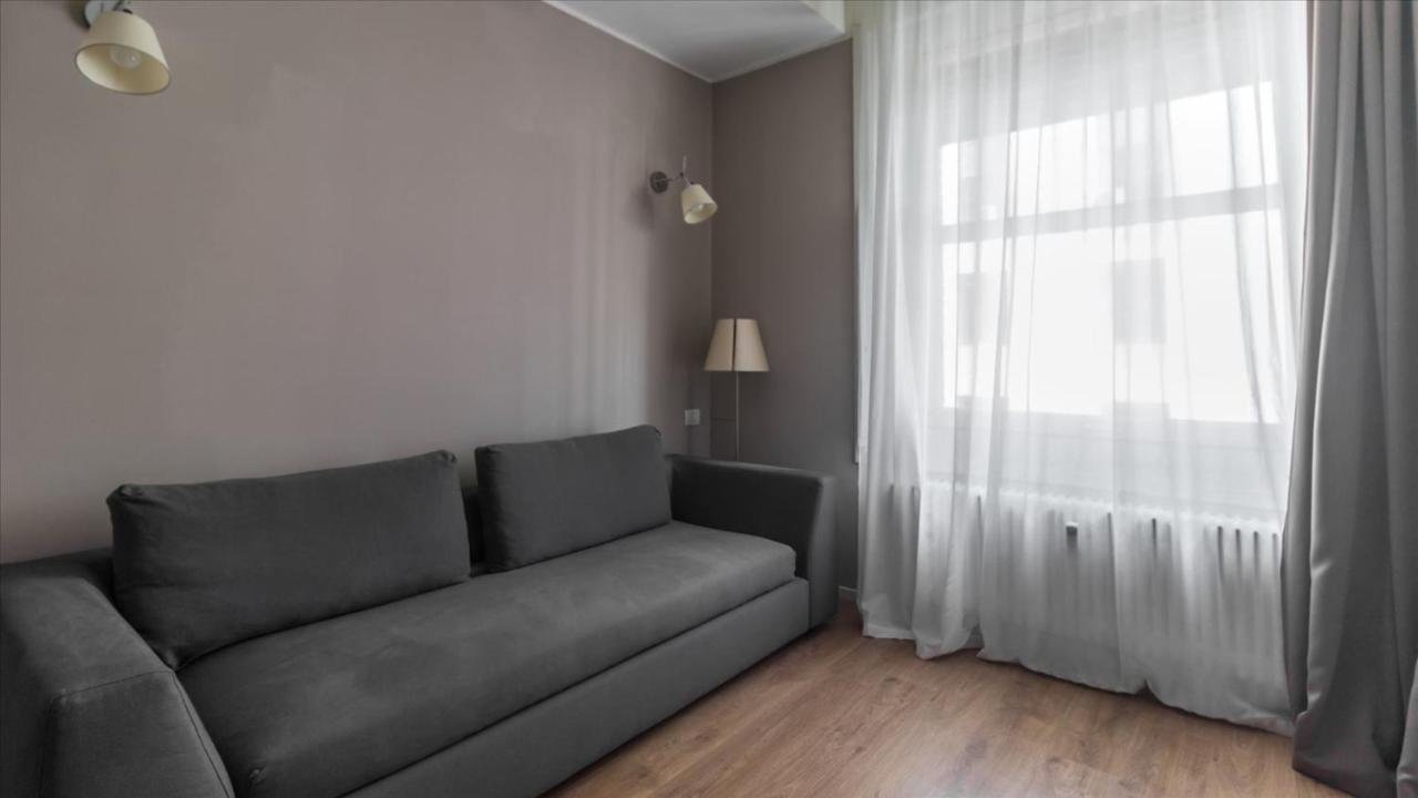 Freguglia 2 * Milan