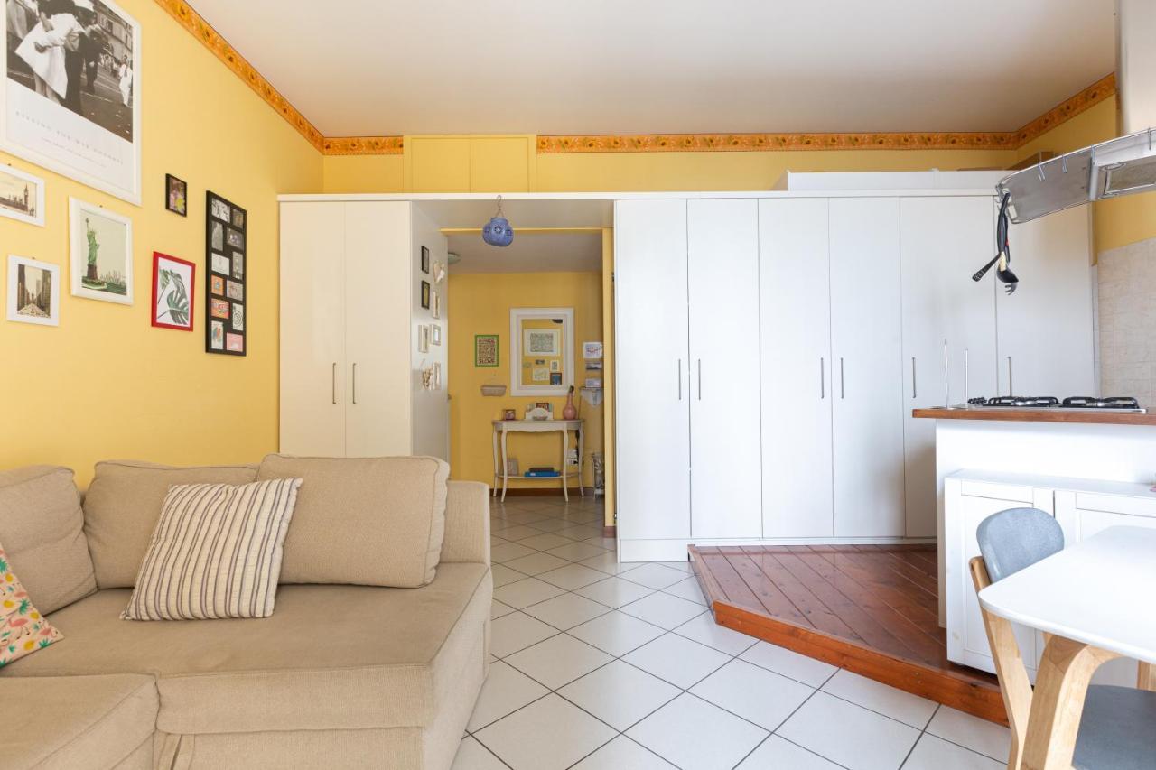 Apartamento Bnbutler Torelli - Grazioso E Luminoso Bilocale