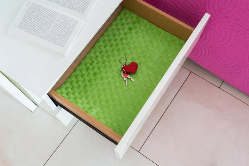 Bright & Cozy With Balcony Milan