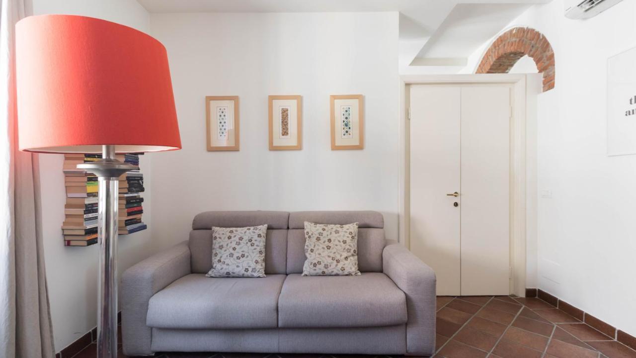 Gaudenzio Ferrari 12 Apartment Milan