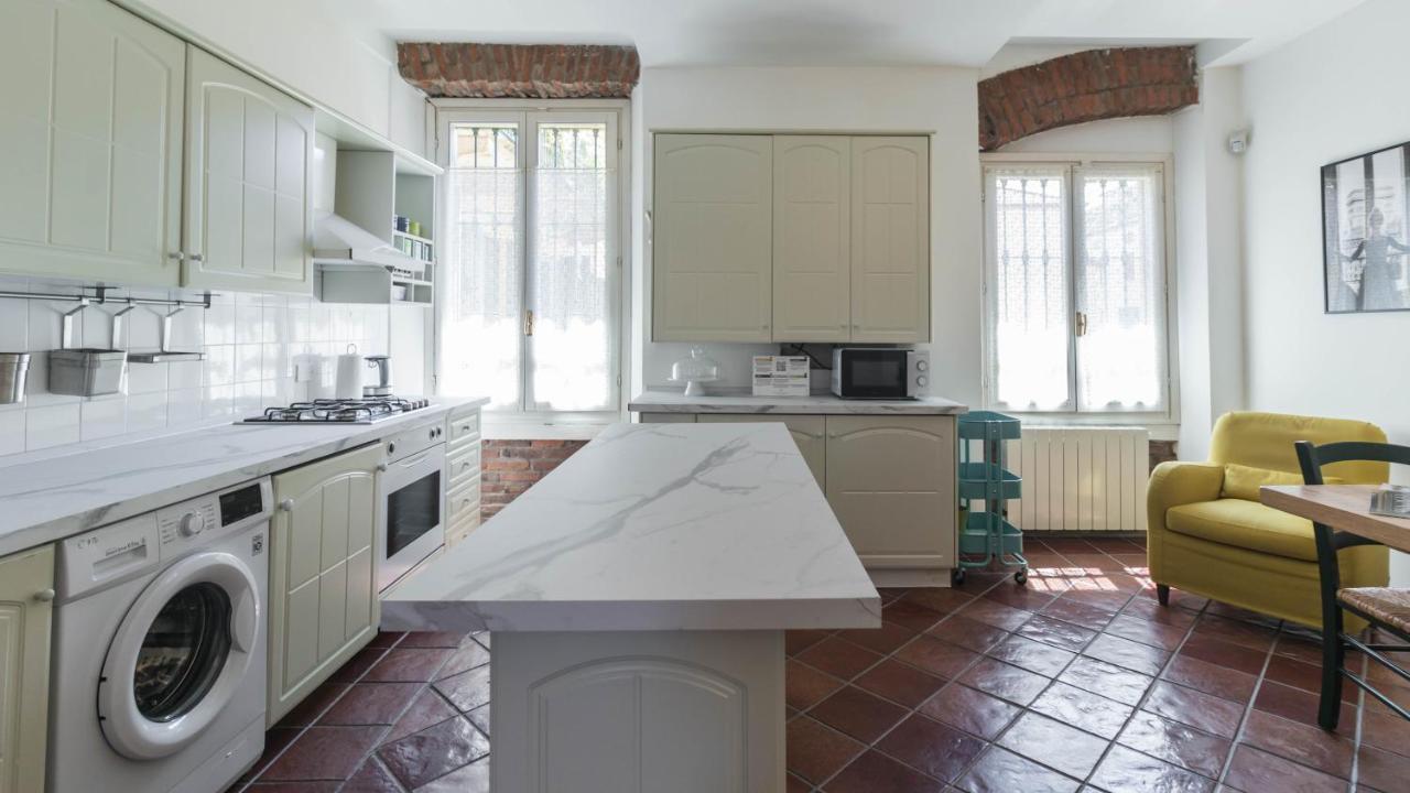 Gaudenzio Ferrari 12 Apartment *