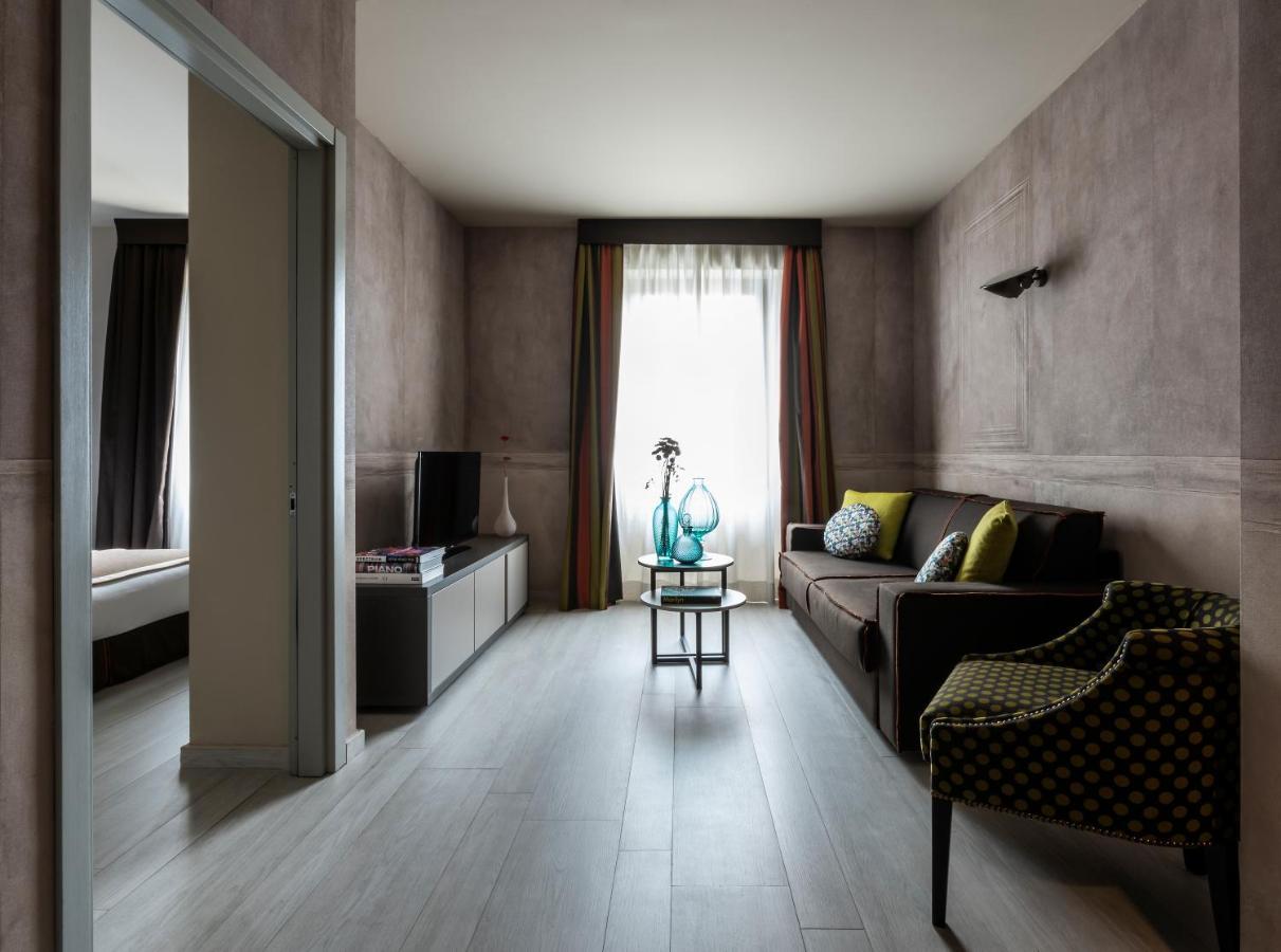 Fifty House Cellini