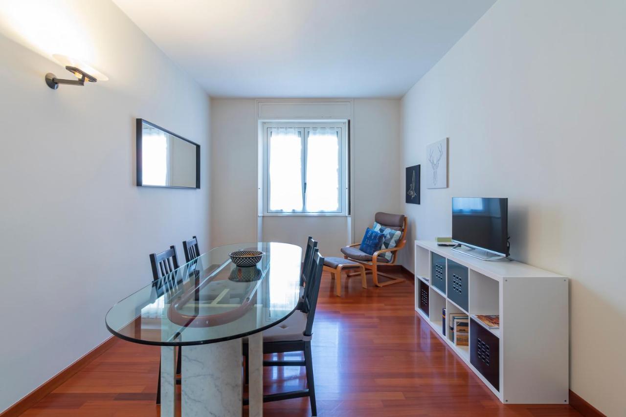 Altido Sleek Flat With Balcony, Walking Distance From Centre Apartamento