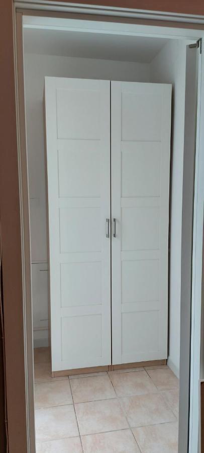 Feel Like In Apartment