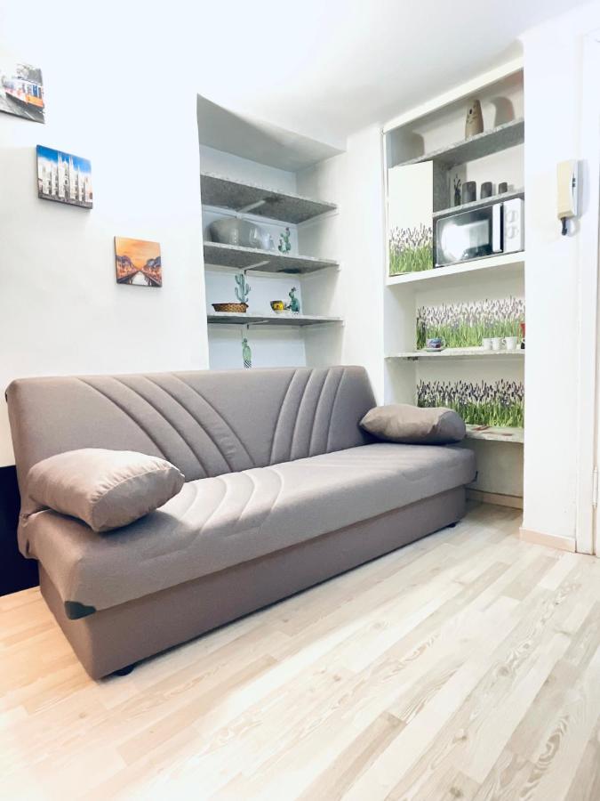 Apartment In 3 Minutes From Duomo Ingresso Via Dei Piatti
