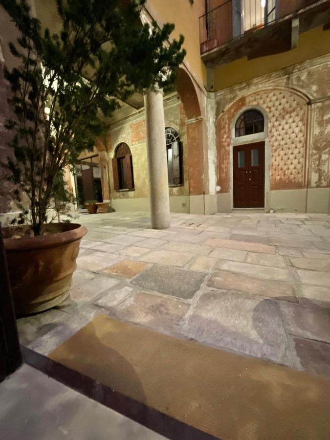 In 3 Minutes From Duomo Ingresso Via Dei Piatti *