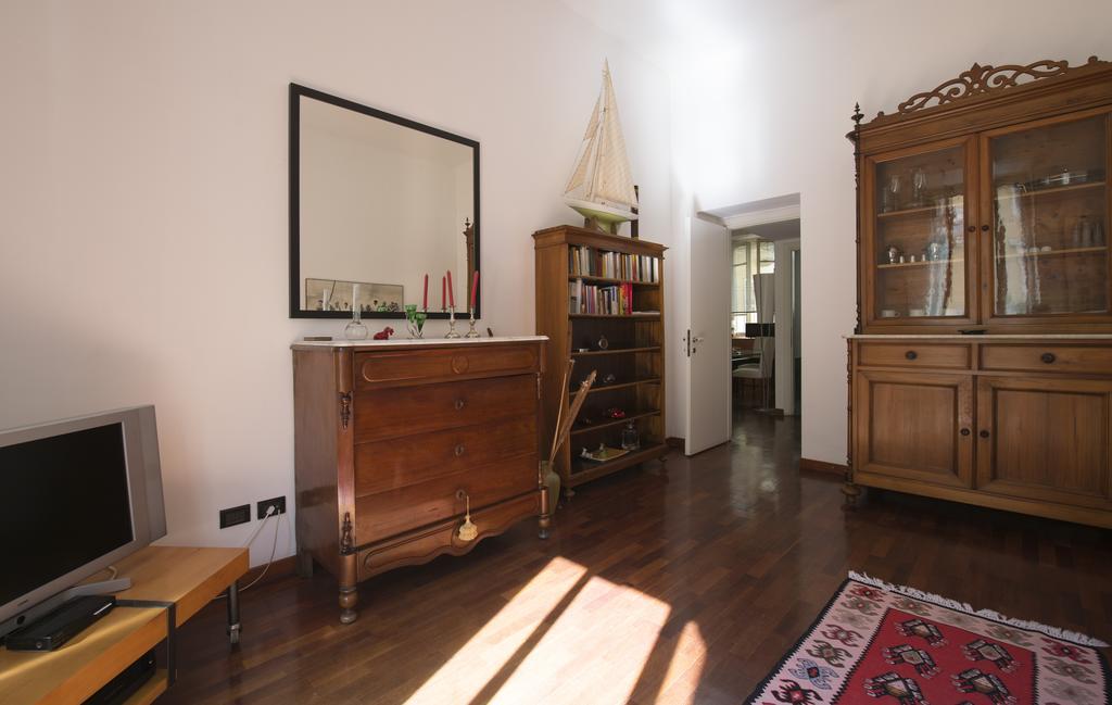 Apartment Via Ciro Menotti Halldis Apartment Milan