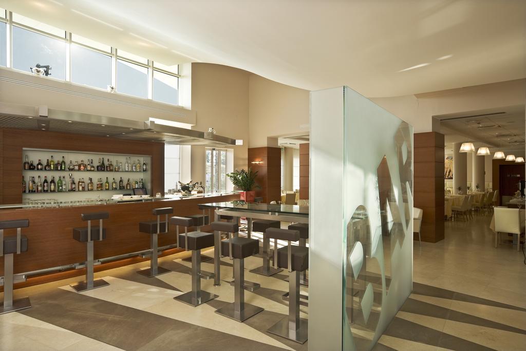 Hotel Rafael 3*