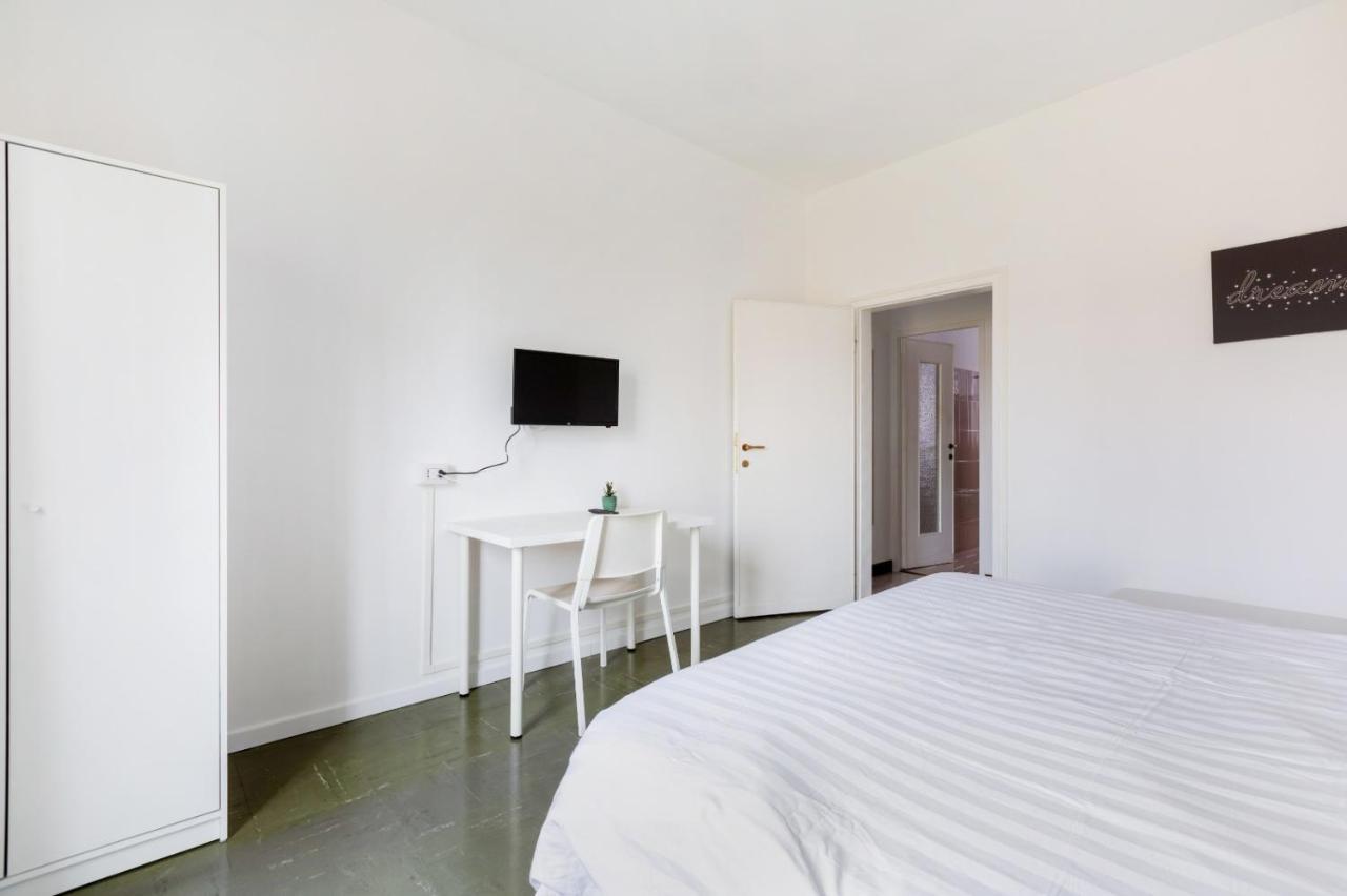 Bonola M1 Bright & Functional Flat Apartment Milan
