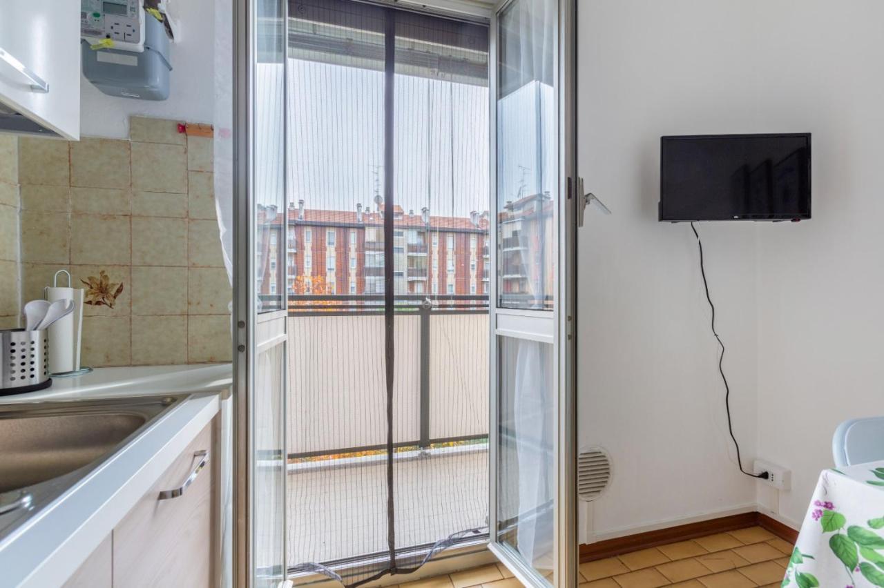 Apartment Bonola M1 Bright & Functional Flat *