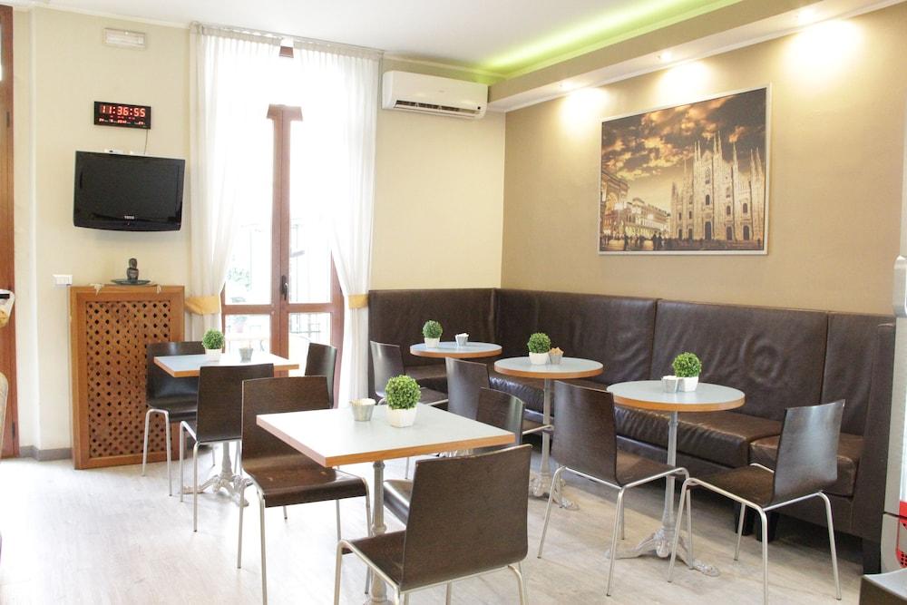 Hotel Mm Dateo