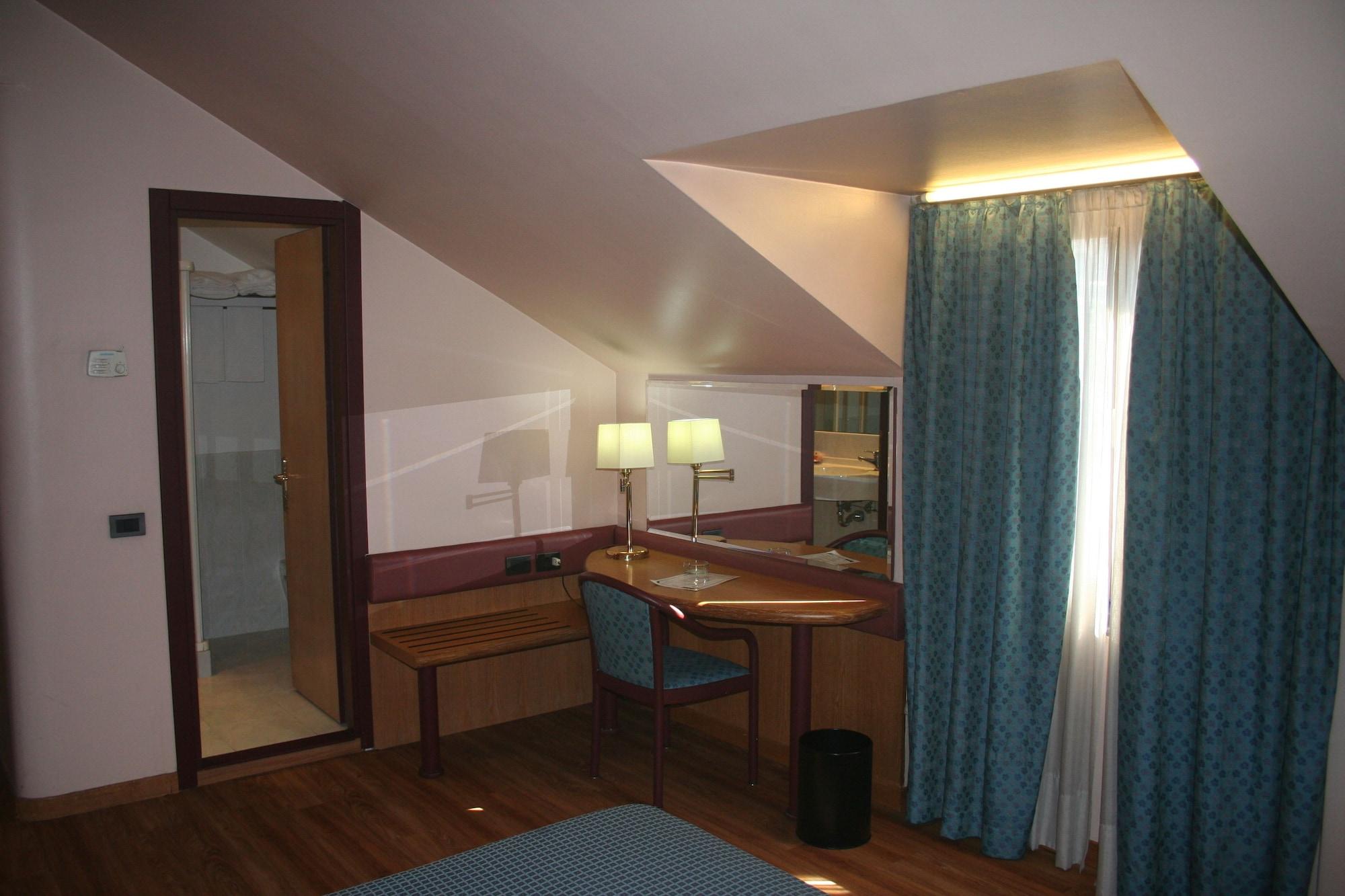 Hotel Albert Hotel Milão
