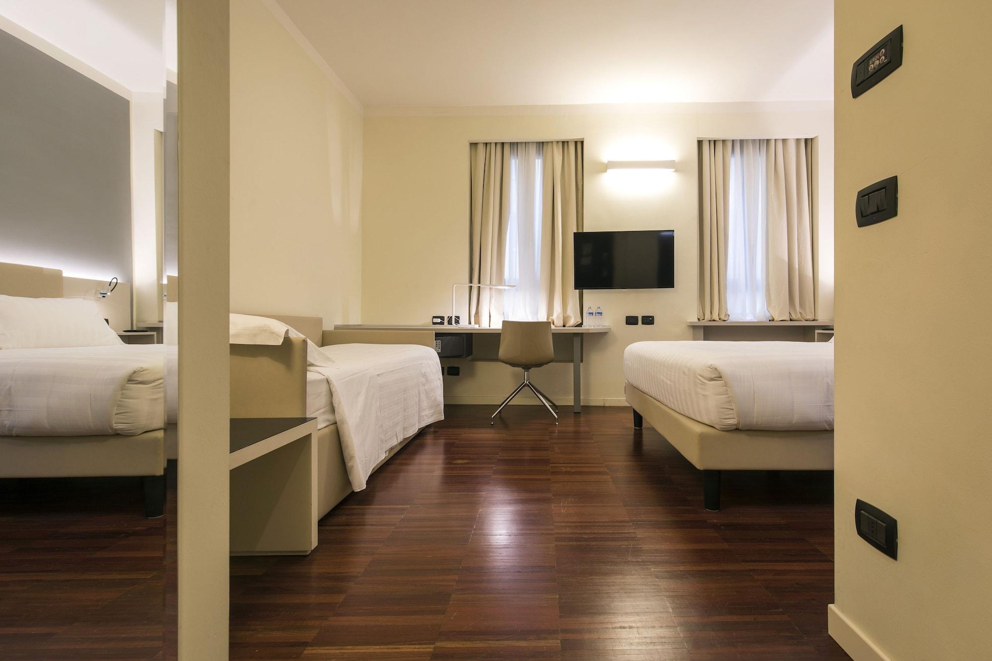 43 Station Hotel Milan