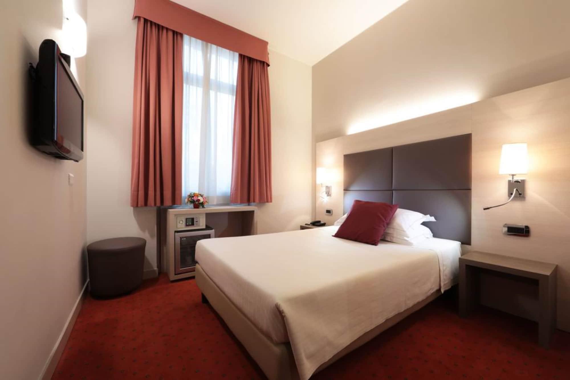 Hotel Campion 3*