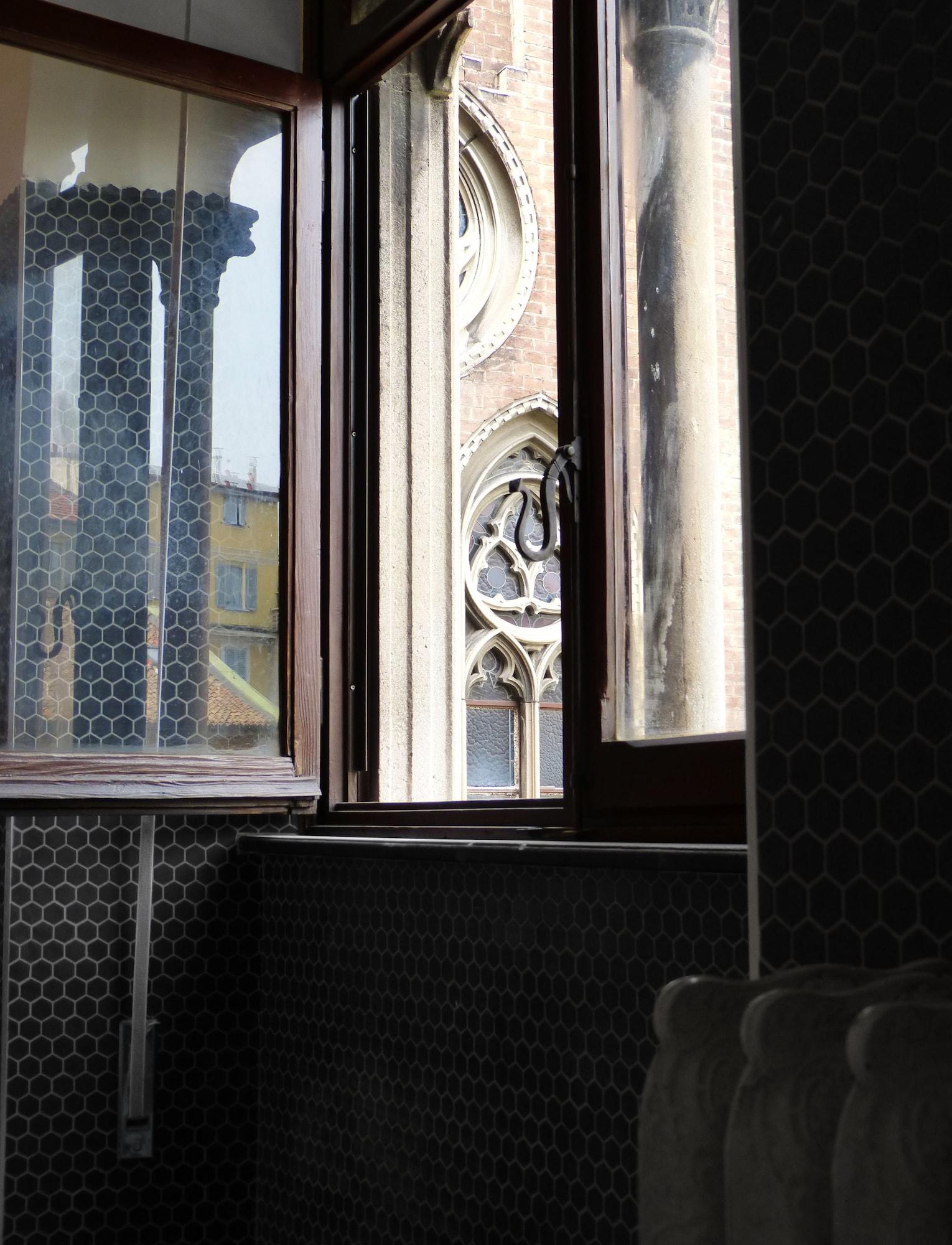 Babila Hotel