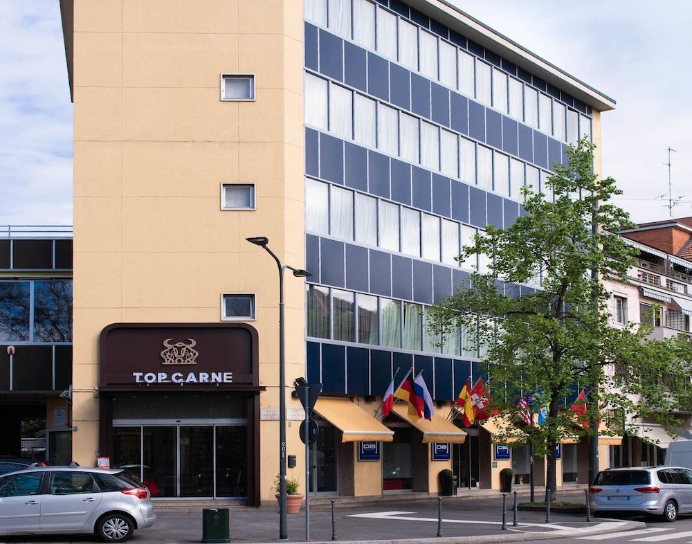 Oro Blu Hotel