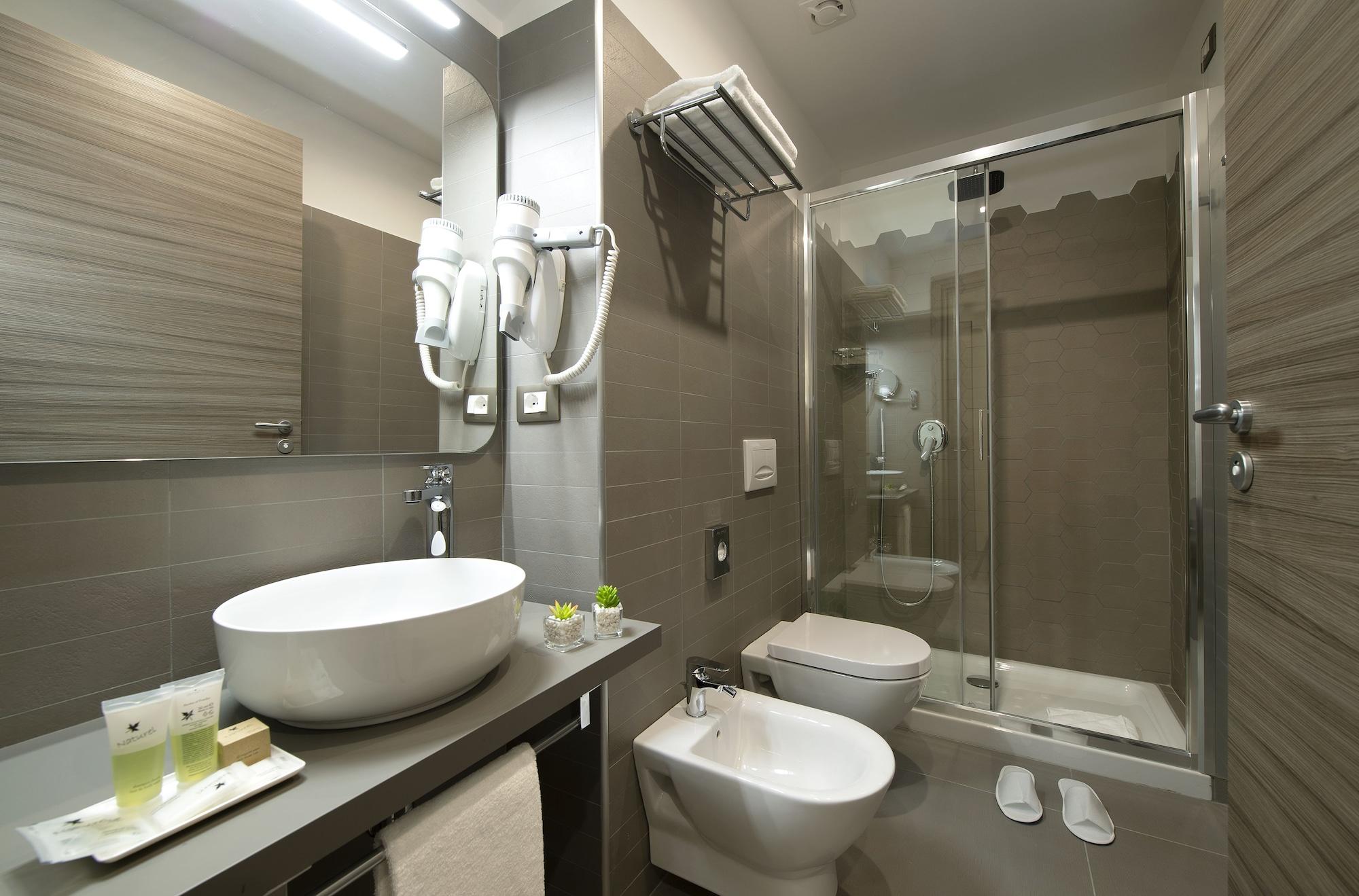 Hotel H21