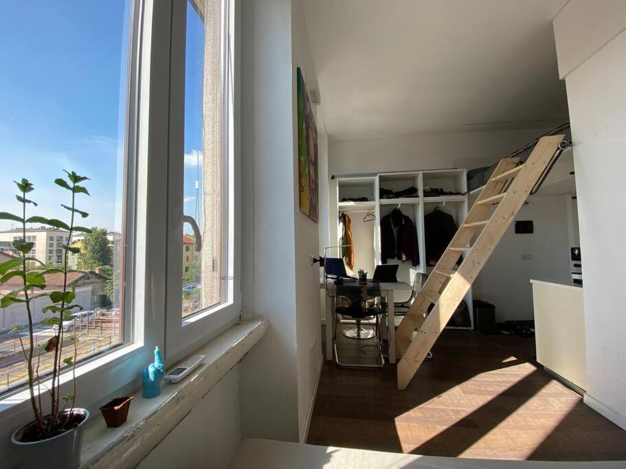 [nuovo] Intero Mini Loft Su Bi-livello * Milano