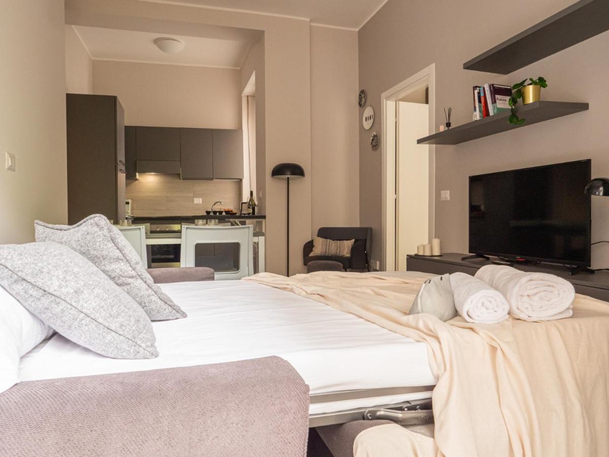 Apartment The Rent - With Balcony In Downtown Milan