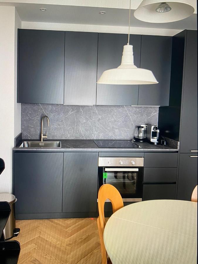 Apartment - Delizioso In Pieno Centro. Fancy Yellow