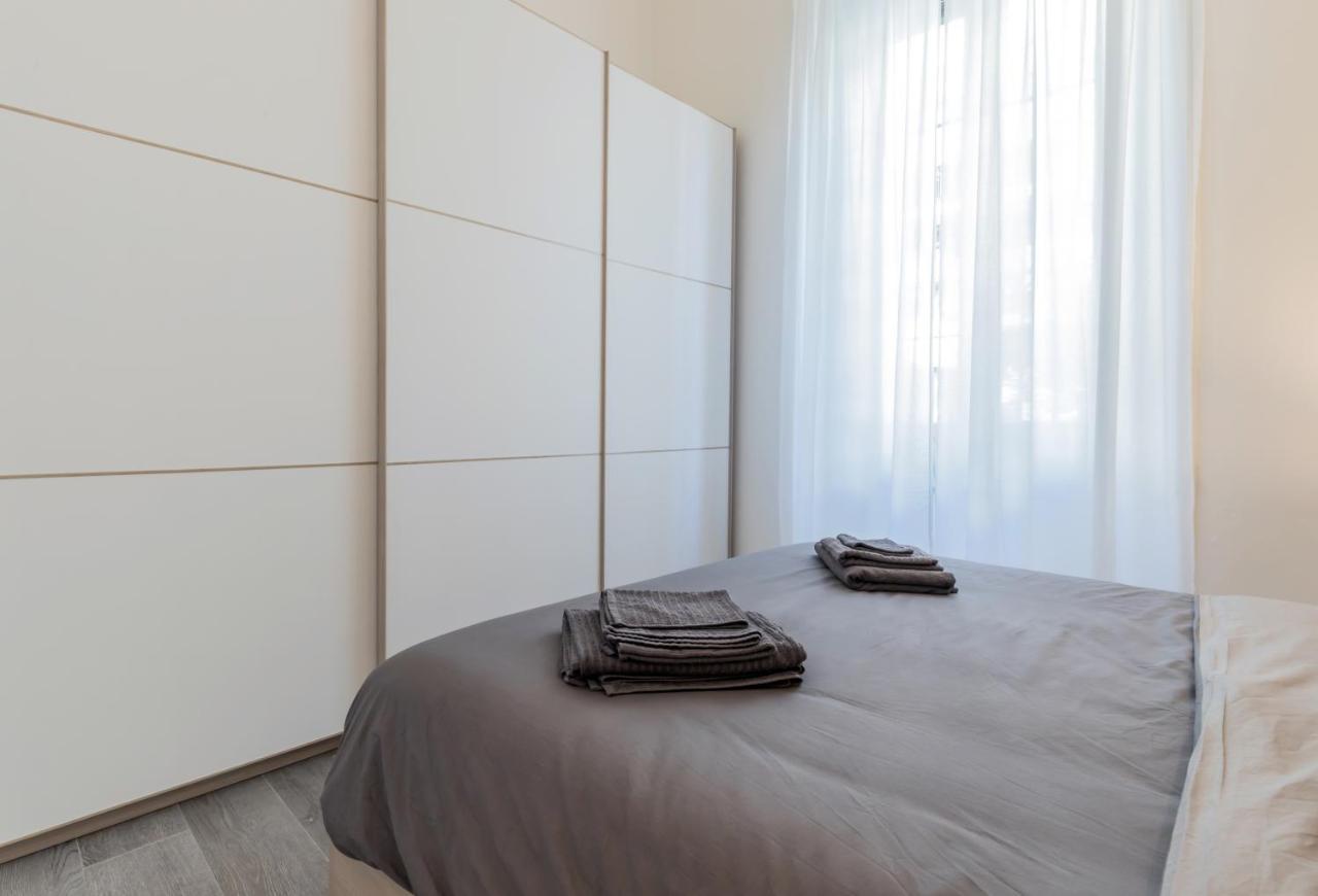 Duomo-navigli Charming And Modern With Fast Wifi Apartamento Milão