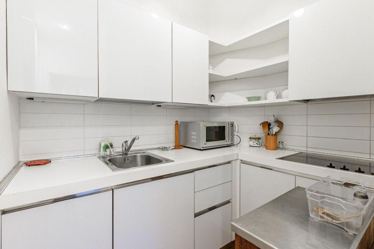 Conca Del Naviglio One Bedroom By Halldis * Milan