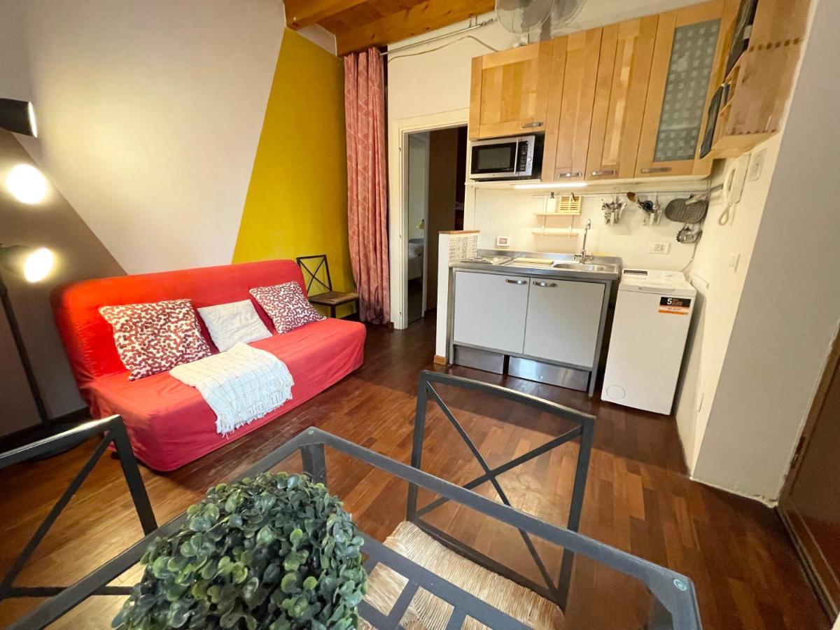 Navigli Private Terracecity Center And Free Wifi Apartment Milan