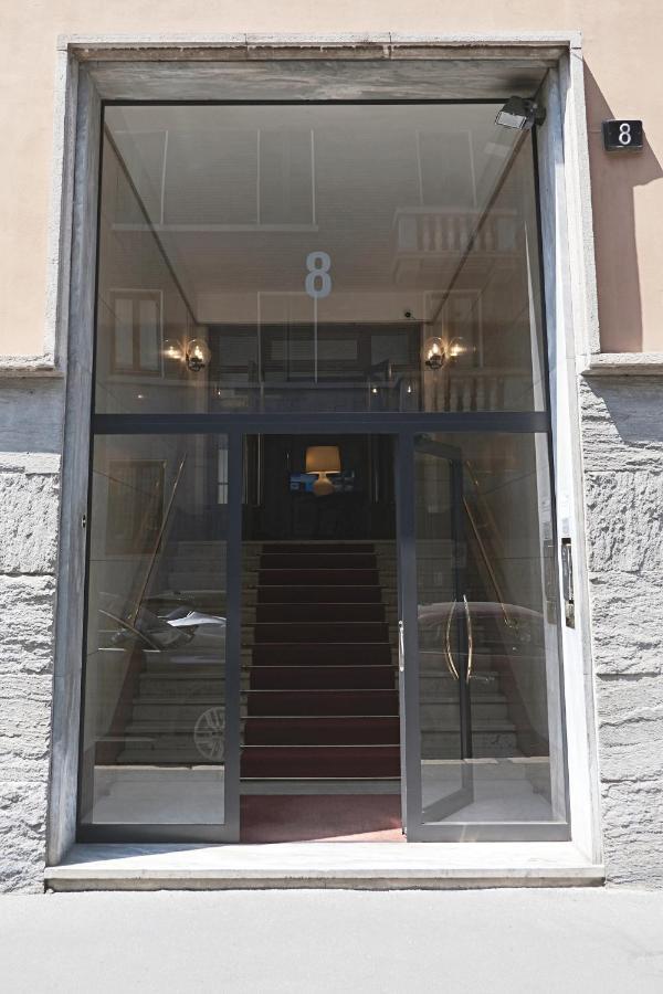 Oreaspiti - Not Only A In Magenta Quarter * Milan