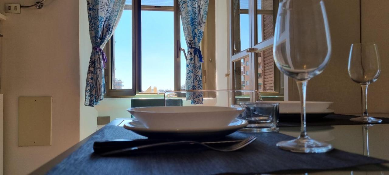 Apartment Joivy Light Flat Near Mudec Milan