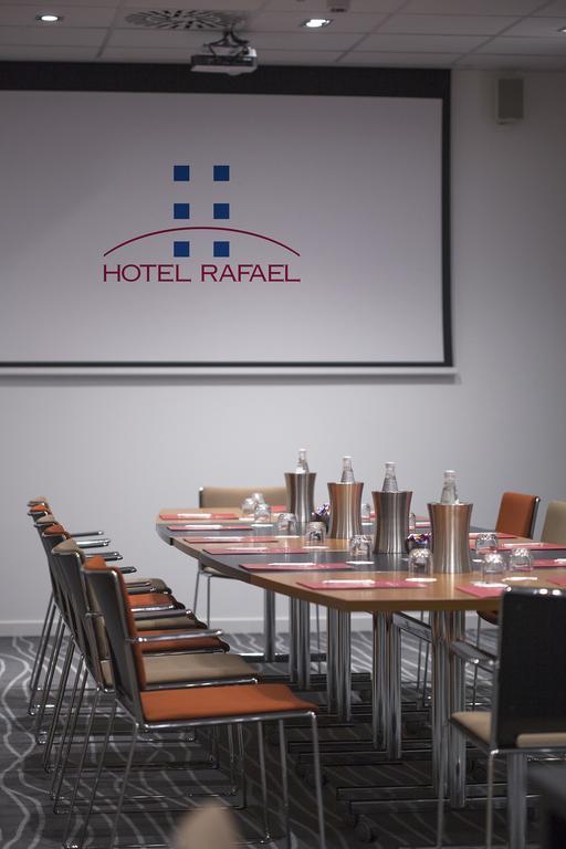 Rafael Hotel