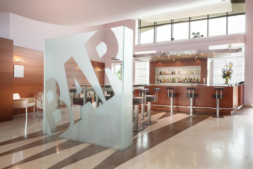 Rafael Hotel 3*