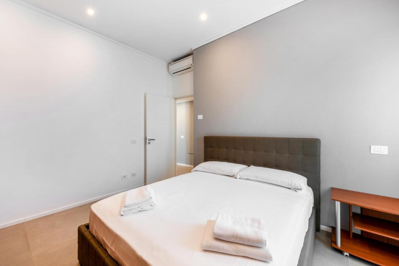 Easylife - Wonderful Penthouse With Terrace A Few Steps From The Duomo