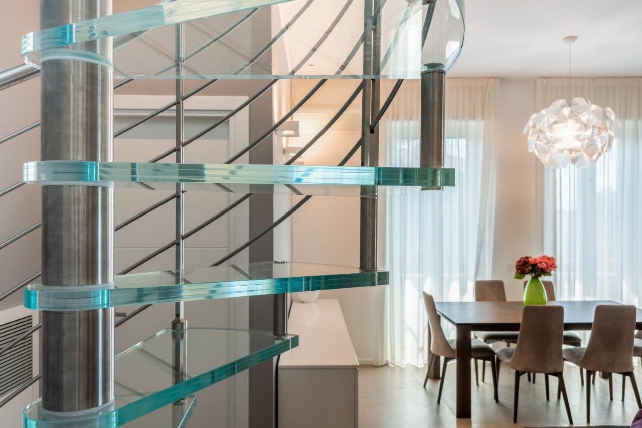 Apartment Easylife - Wonderful Penthouse With Terrace A Few Steps From The Duomo