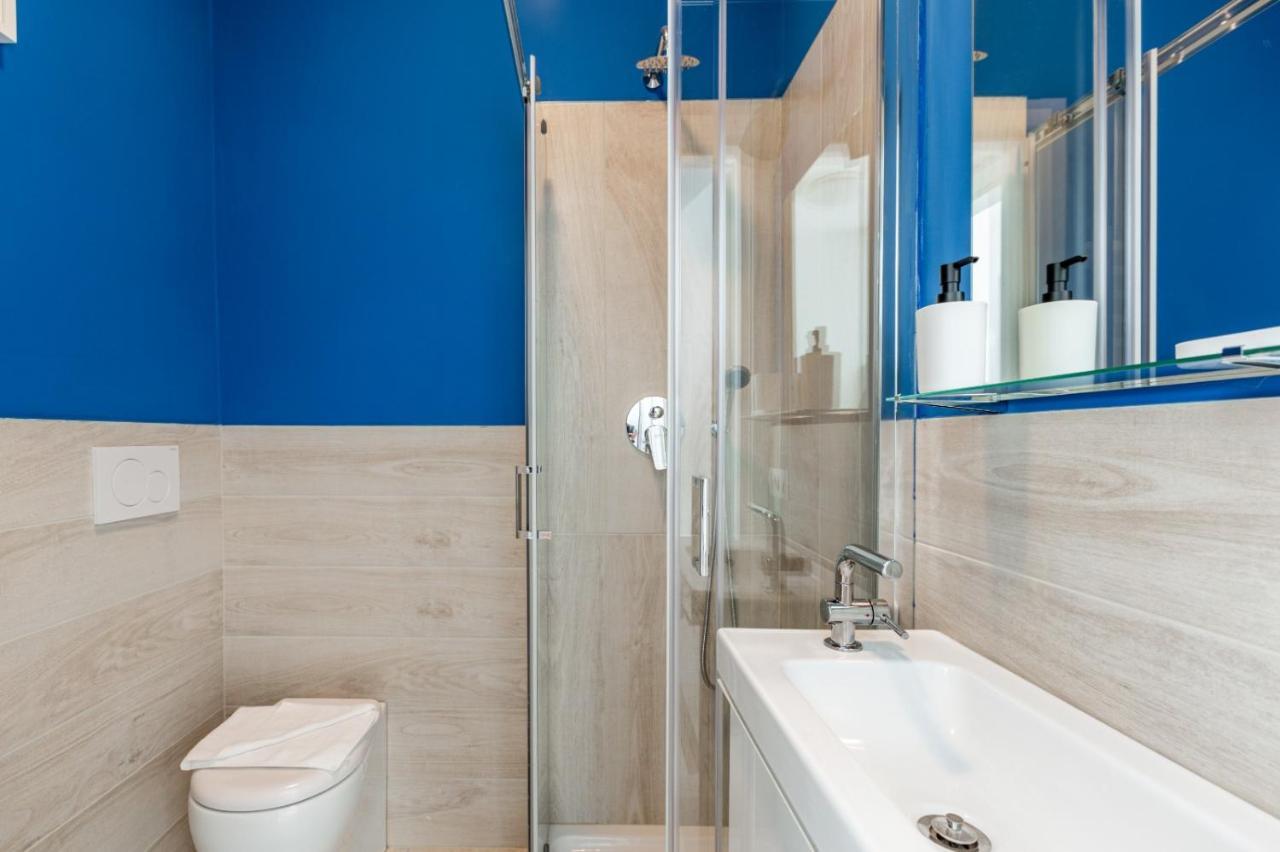 Bright 600mt From Viale Zara! Appartamento