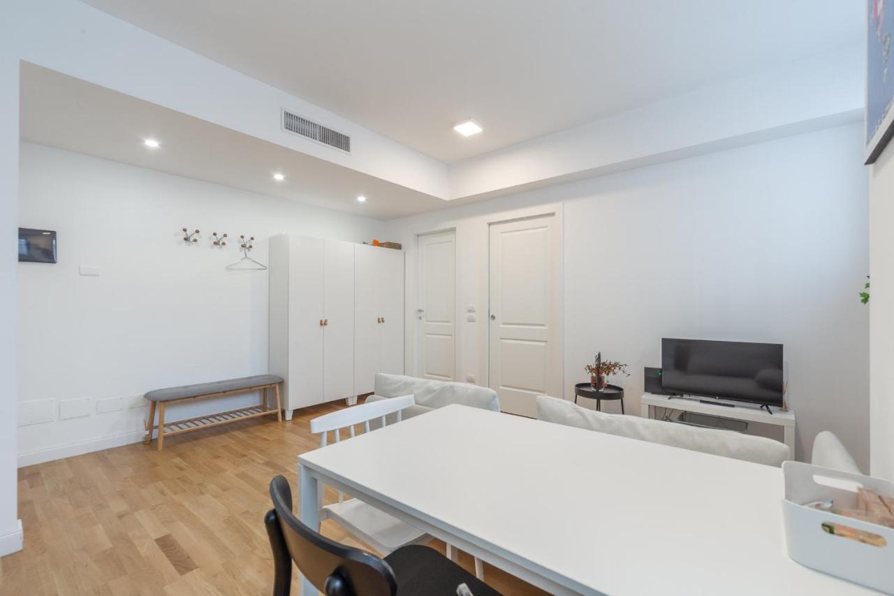 Apartment Brembo House Two Milan