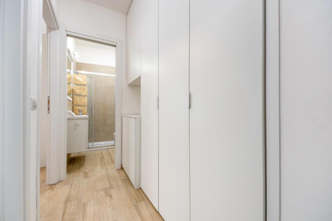 Easylife - Comodo Trilocale In Porta Romana * Milan