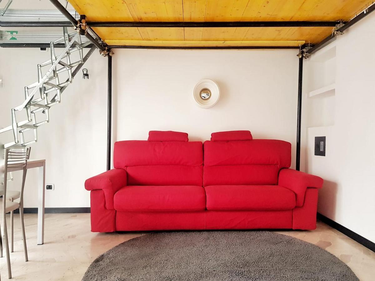 Zuretti 42 * Milan