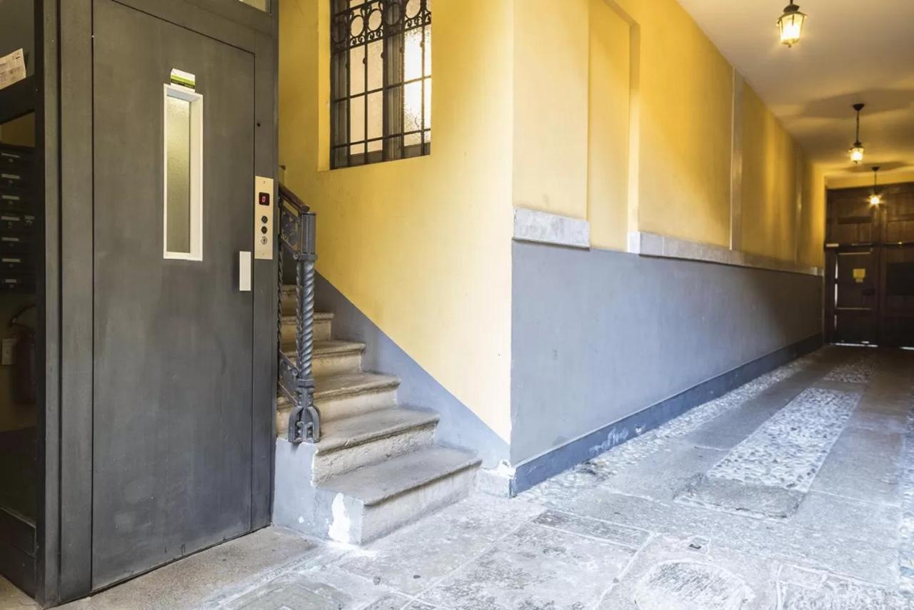 Porta Ticinese 24 Apartamento *