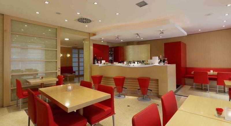 Garibaldi Station By Ihg 4* Milan