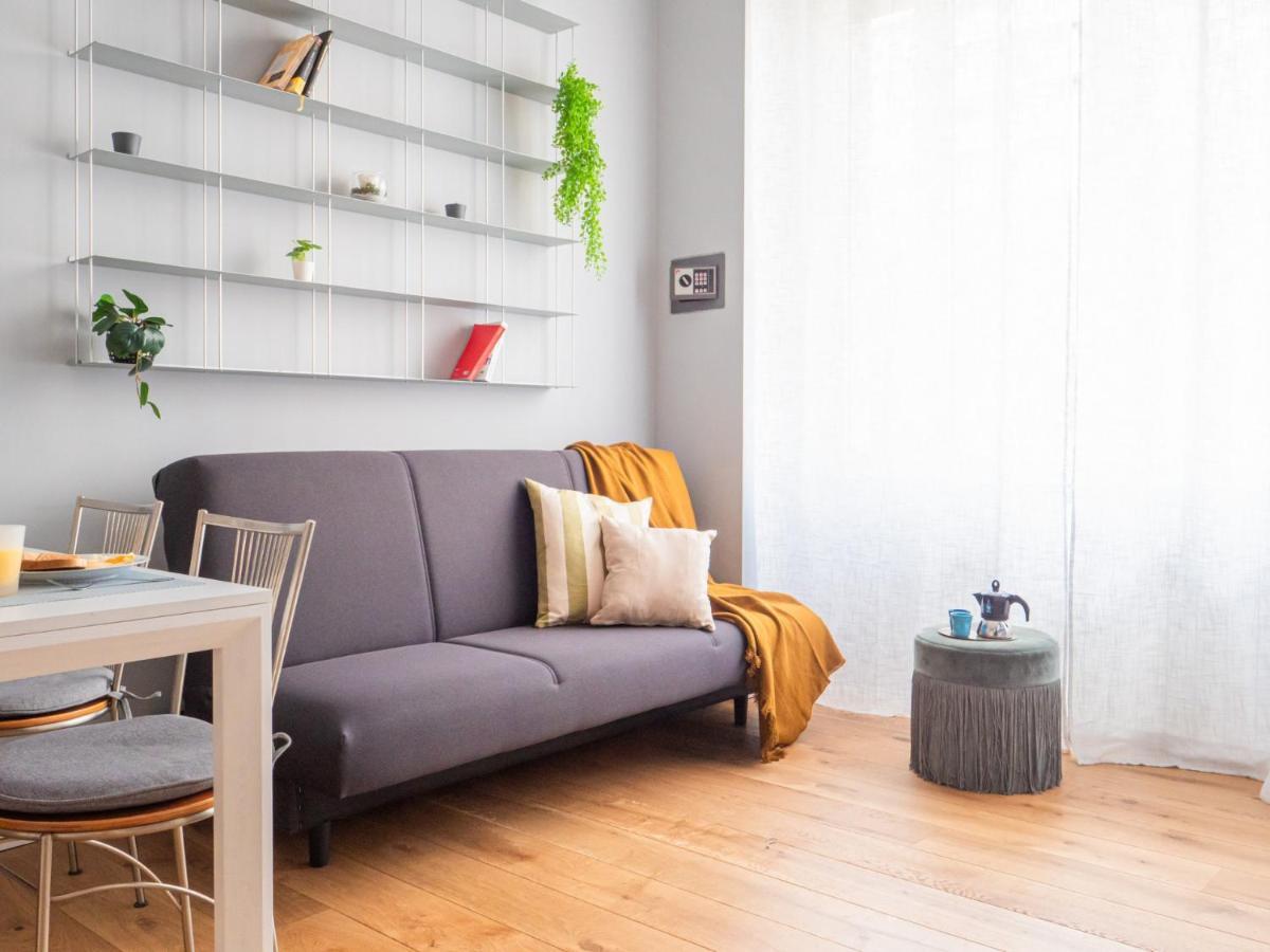 The Rent - Lovely Two-bedroom Near Bocconi Milan