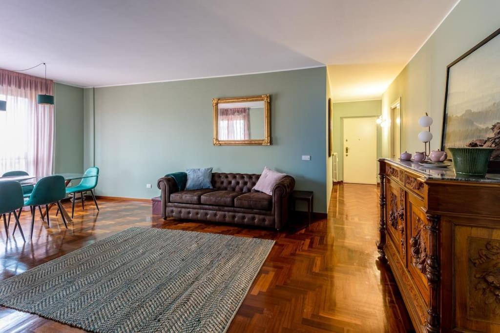 Navigli-duomo Big House With Free Parking • Top! Appartamento *