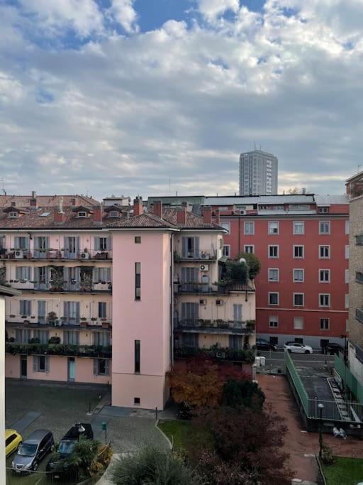 Apartment Duomo Walking Distancemodern Flat With Free Wifi *